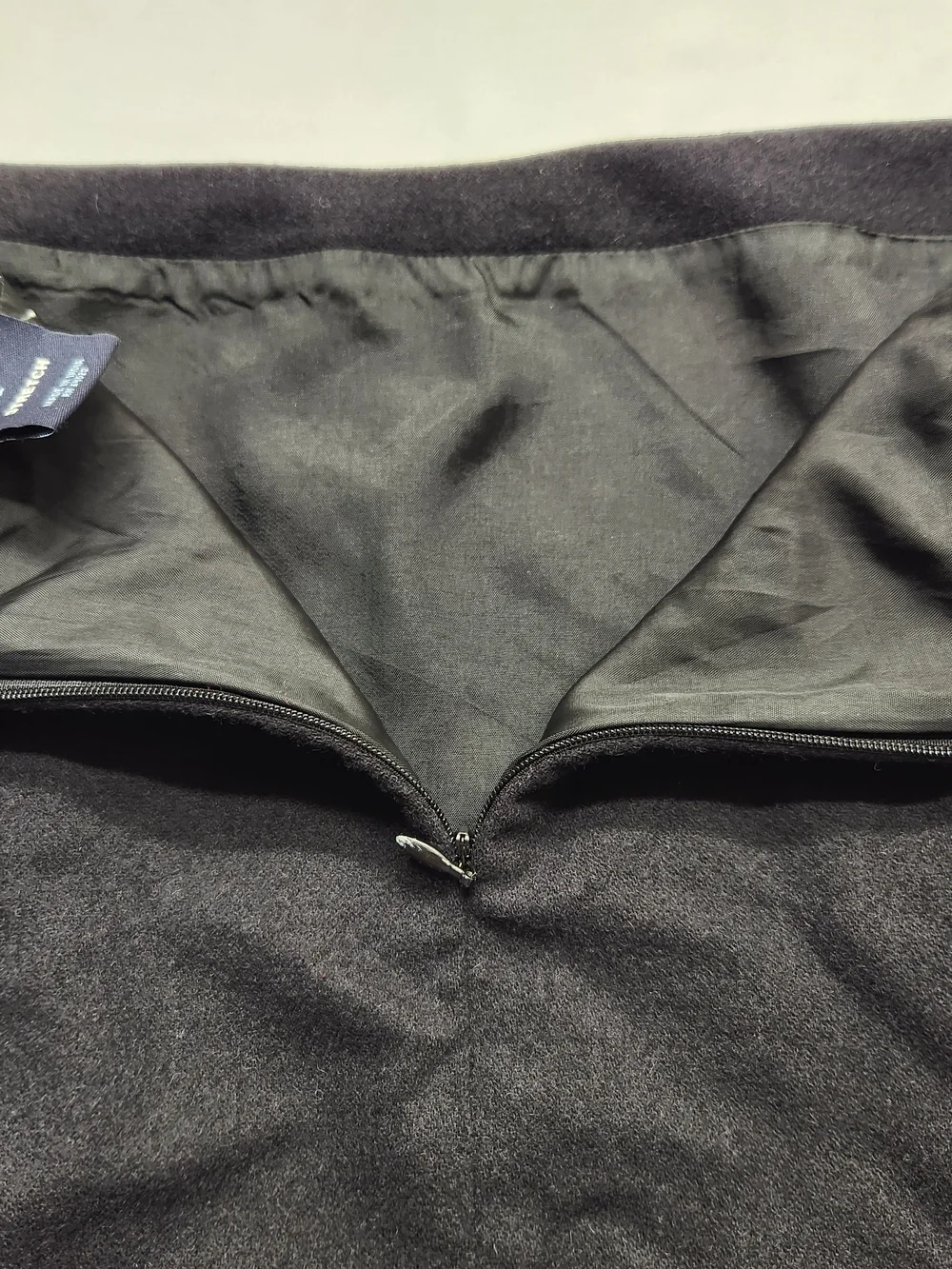 ⭐ Gap Wool Blend Maxi Skirt - Black Y2K Minimalist 90s Aesthetic - Sz 2 - Picture 5 of 7